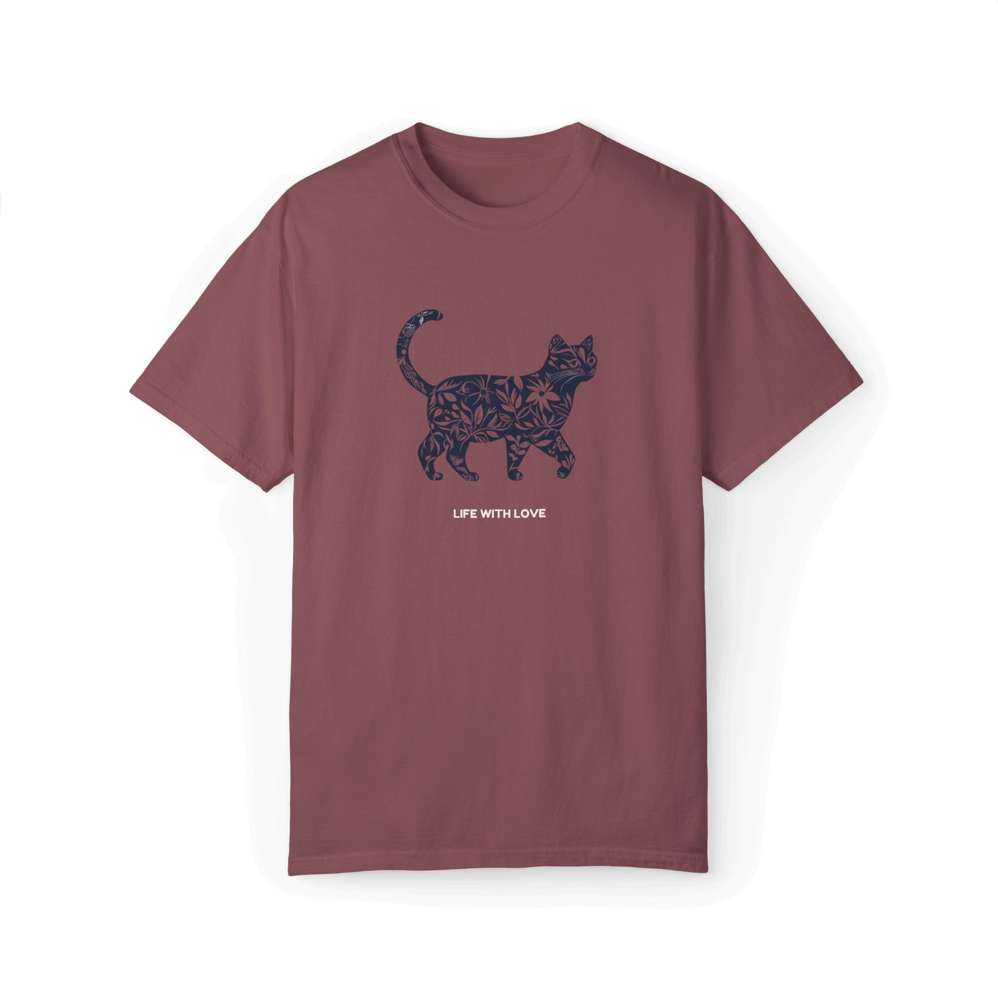 Life with Love Scottish Fold T-shirt - Artistic Cat Design