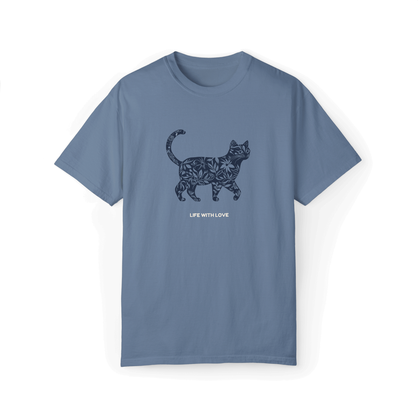 Life with Love Scottish Fold T-shirt - Artistic Cat Design