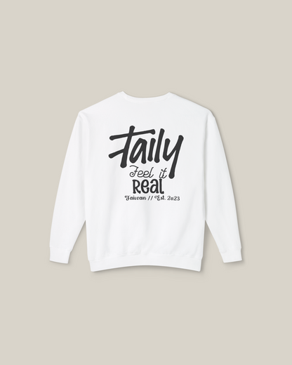 Taily Feel It Real Sweatshirt – White